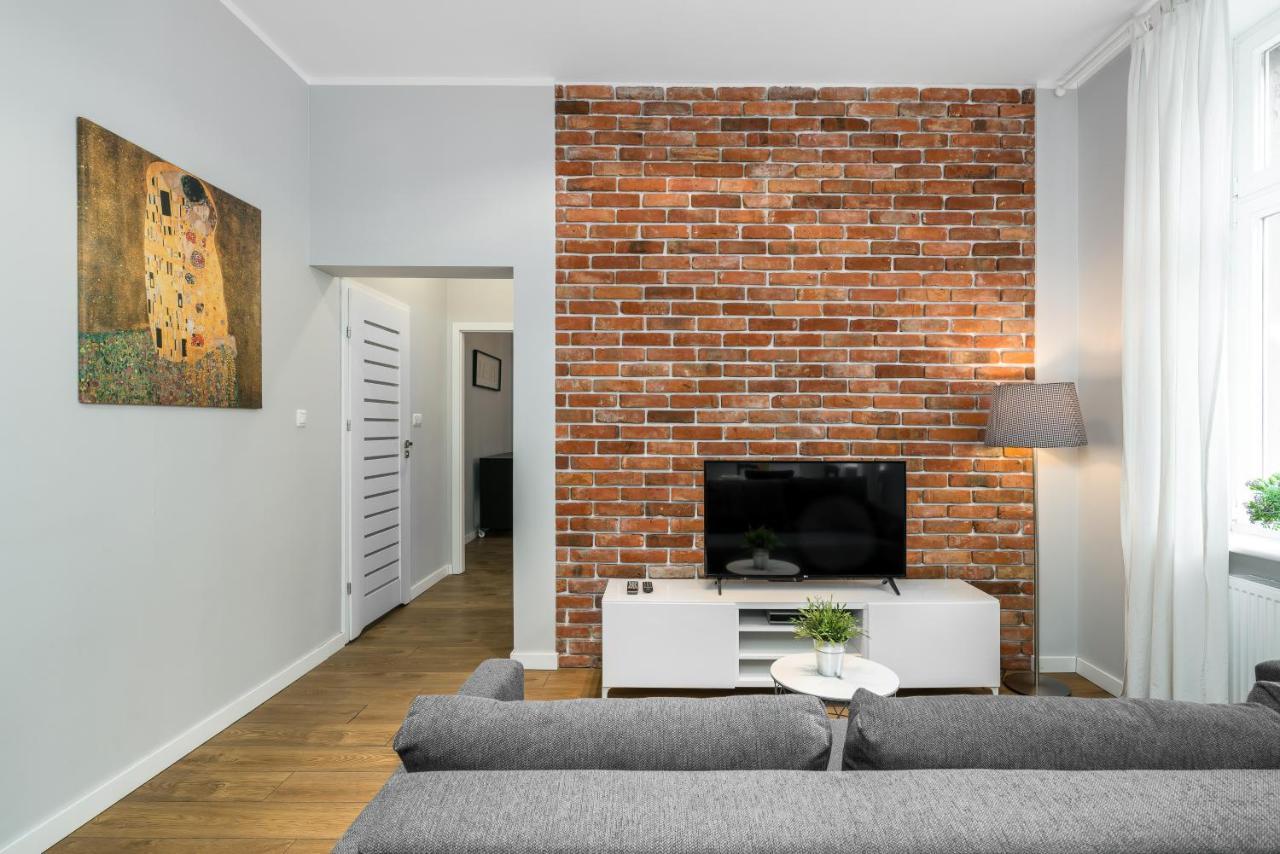 Old Town Apartment Garbary By Noclegi Renters Poznań Eksteriør billede